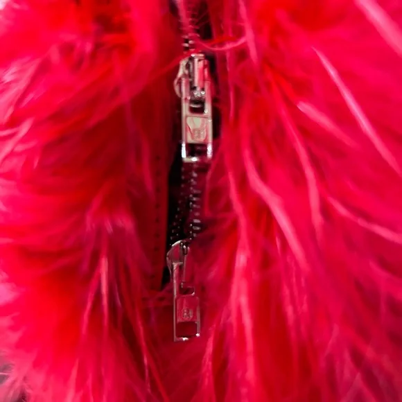 NWOT Alexander Wang Heart Pillow Ostrich Feathers Clutch Handbag - Picture 4 of 17